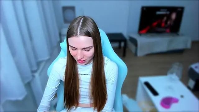 Snapshot of StellaLawless chatting on 7, 3, 2025 StellaLawless online show from 7, 3, 2025