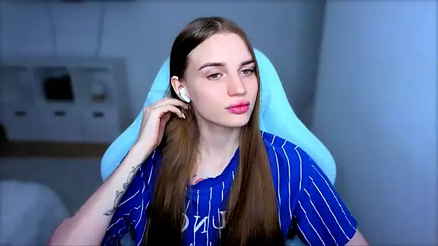 Snapshot of StellaLawless chatting on 9, 9, 2025 StellaLawless online show from 9, 9, 2025