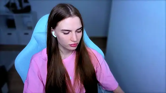 Snapshot of StellaLawless chatting on 1, 10, 2025 StellaLawless online show from 1, 10, 2025