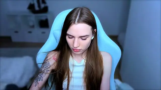 Snapshot of StellaLawless chatting on 6, 10, 2025 StellaLawless online show from 6, 10, 2025