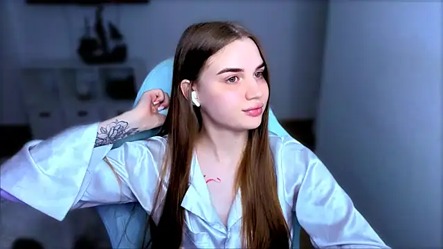 Snapshot of StellaLawless chatting on 3, 11, 2025 StellaLawless online show from 3, 11, 2025