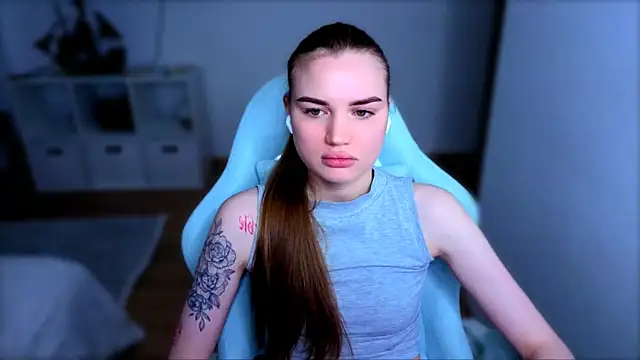 StellaLawless online show from 21, 12, 2025