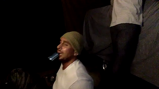 Snapshot of TheOnlyTwinTowers chatting on 8, 2, 2025 TheOnlyTwinTowers online show from 8, 2, 2025