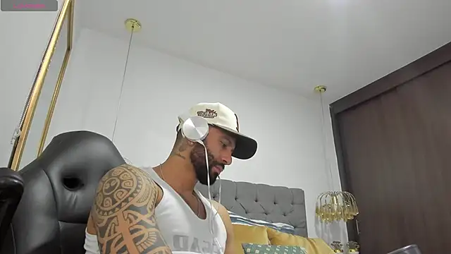 Yorby Maxx1 online show from 27, 12, 2024