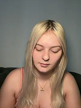 Allylove03 online show from 6, 4, 2026