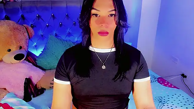 Zakura hot1 online show from 9, 9, 2025