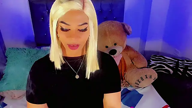 Zakura hot1 online show from 9, 1, 2026