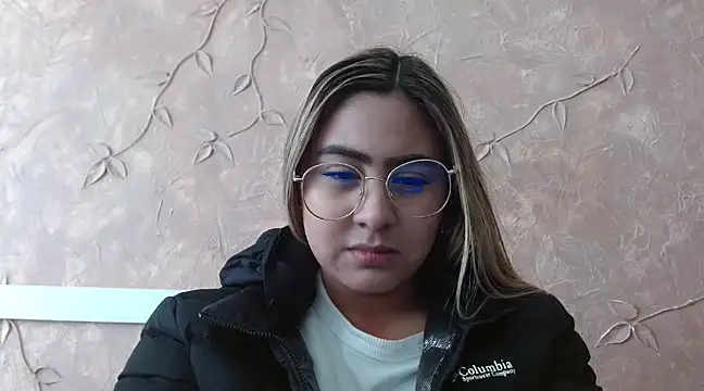 Miabonnett  online show from 3, 2, 2025