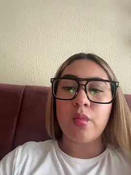 Miabonnett  online show from 20, 7, 2026