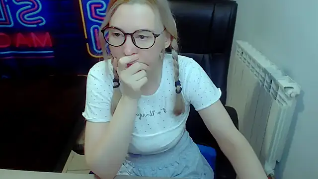 kerakiss877 online show from 22, 3, 2025