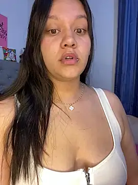 Ari Martin online show from 5, 4, 2026