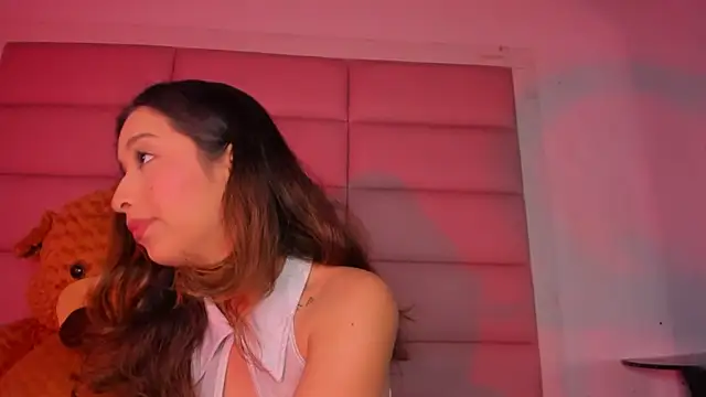 little-Emma online show from 12, 11, 2025