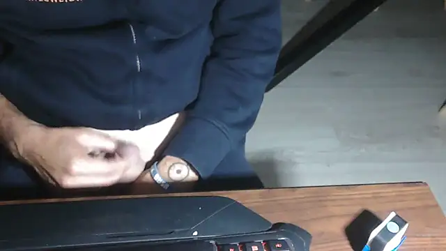 Adri gard online show from 14, 10, 2025