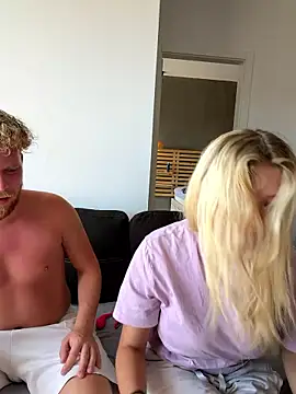 Snapshot of NickyGold_Official chatting on 7, 6, 2026 NickyGold Official online show from 7, 6, 2026