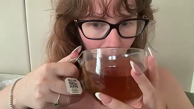 Snapshot of redheadrosie69 chatting on 5, 7, 2026 redheadrosie69 online show from 5, 7, 2026