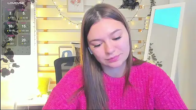 Josephine Kiss online show from 2, 2, 2026