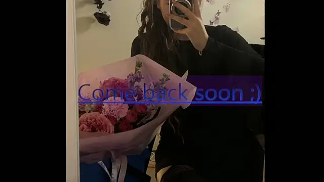 Snapshot of Josephine_Kiss chatting on 8, 8, 2026 Josephine Kiss online show from 8, 8, 2026