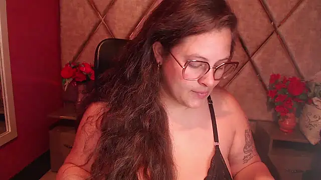 SaraThomso online show from 3, 10, 2025