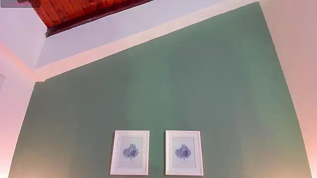  anavictoria  online show from 15, 10, 2025