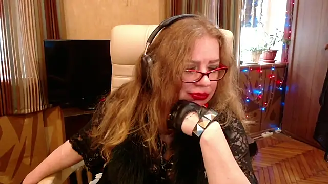 Snapshot of Miss_Tress chatting on 25, 5, 2026 Miss Tress online show from 25, 5, 2026