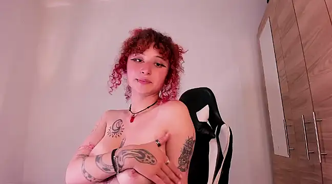 Snapshot of valent_27 chatting on 15, 2, 2025 valent 27 online show from 15, 2, 2025