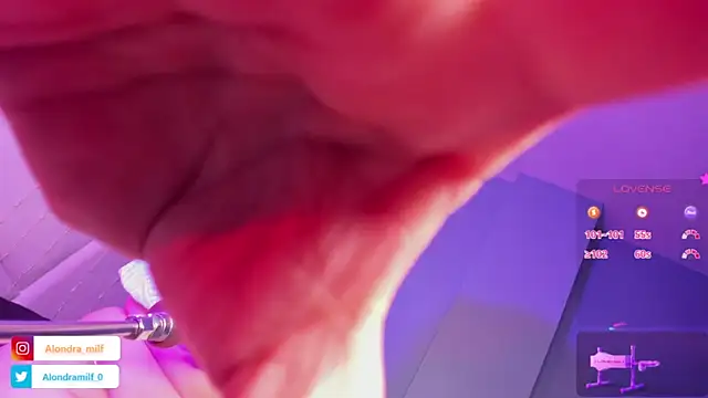 ALONDRAMILF online show from 31, 1, 2025