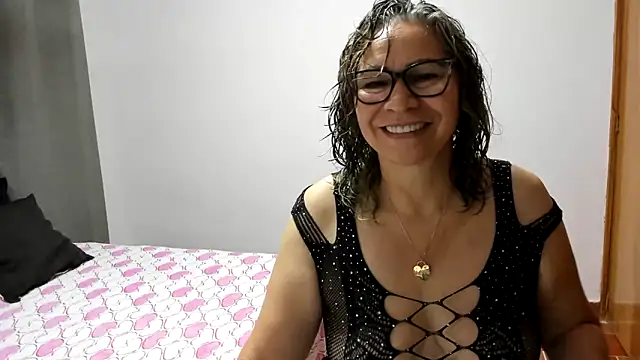 Carlaa-69 online show from 16, 6, 2026