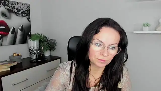 HelenLuxx online show from 23, 1, 2025