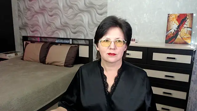 Snapshot of VitaCharm chatting on 19, 3, 2025 VitaCharm online show from 19, 3, 2025