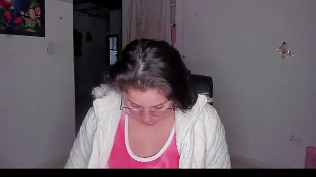 Snapshot of Dana_Jeins chatting on 25, 4, 2026 Dana Jeins online show from 25, 4, 2026