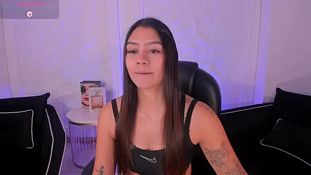 Snapshot of AllyJensen chatting on 16, 7, 2026 AllyJensen online show from 16, 7, 2026