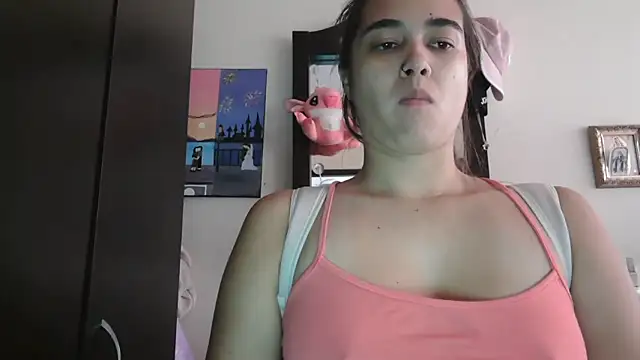 Snapshot of trianabell chatting on 19, 2, 2026 trianabell online show from 19, 2, 2026