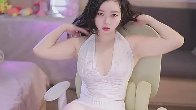 Snapshot of lilies-sweet chatting on 17, 10, 2025 lilies-sweet online show from 17, 10, 2025