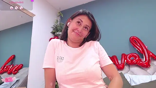 SharisWillian online show from 20, 2, 2025