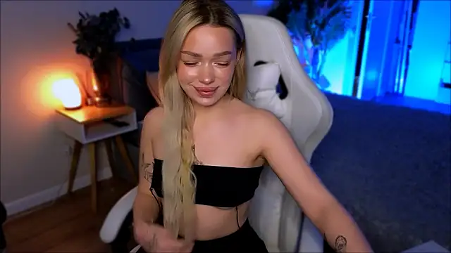 Lily Yin online show from 19, 2, 2026