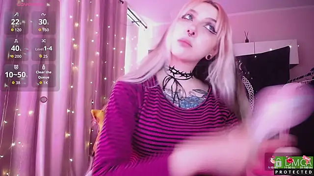 Snapshot of JustMeowGirl chatting on 27, 6, 2026 JustMeowGirl online show from 27, 6, 2026