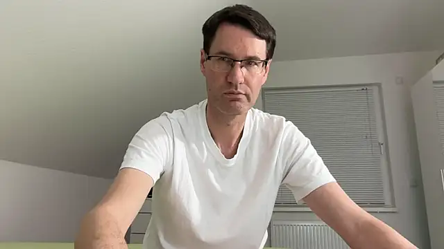 zxzx cam1 online show from 17, 3, 2026