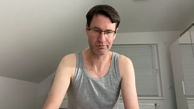 zxzx cam1 online show from 12, 4, 2026