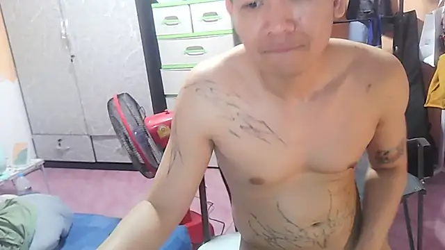 Snapshot of sissy3jenna chatting on 15, 12, 2025 sissy3jenna online show from 15, 12, 2025