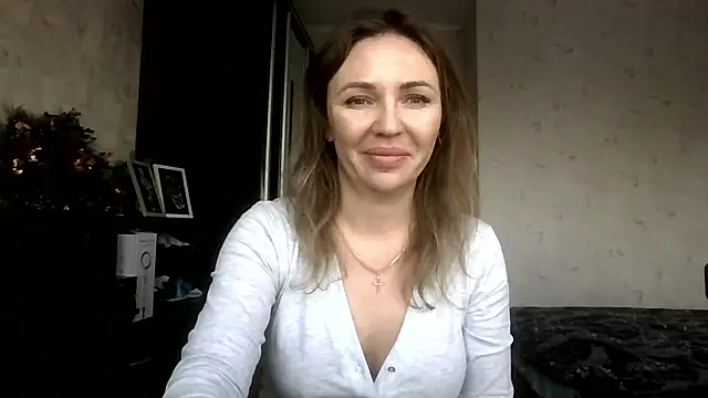 AngelinaLove28 online show from 15, 1, 2026