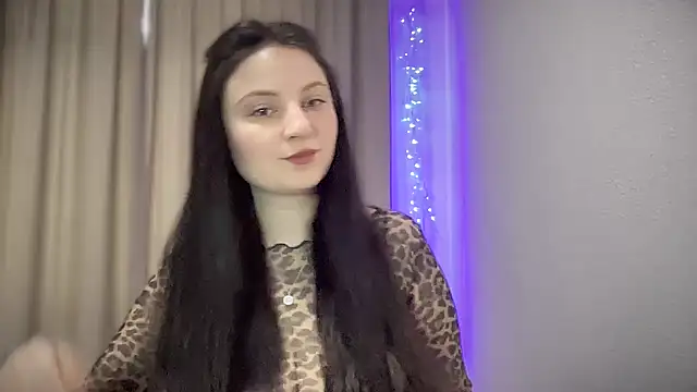 Snapshot of LocaAlis chatting on 3, 2, 2025 LocaAlis online show from 3, 2, 2025