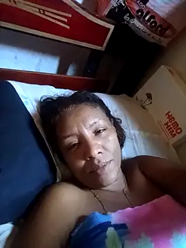 Snapshot of Surreyaa chatting on 1, 11, 2025 Surreyaa online show from 1, 11, 2025