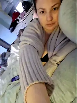 Snapshot of MilfyMrsRobinson chatting on 4, 3, 2025 MilfyMrsRobinson online show from 4, 3, 2025