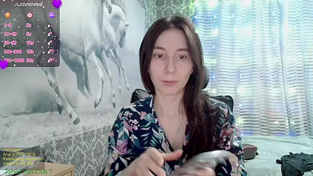 Wowpornoo online show from 10, 2, 2025