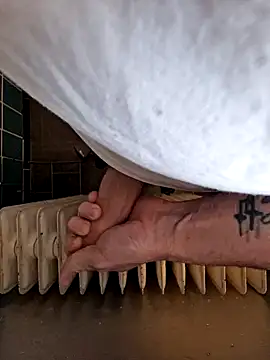 joycock8 online show from 3, 1, 2025