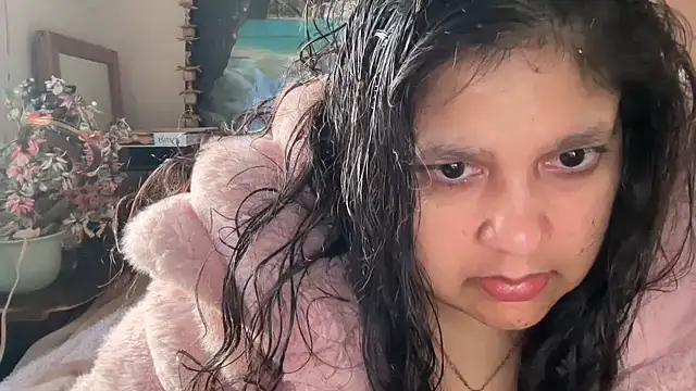 Snapshot of MelanieFawker chatting on 4, 10, 2025 MelanieFawker online show from 4, 10, 2025