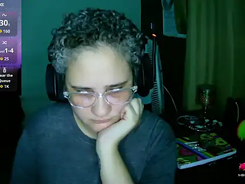 Snapshot of lolalicious_758 chatting on 5, 10, 2025 lolalicious 758 online show from 5, 10, 2025