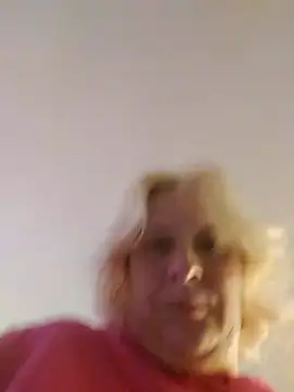 Snapshot of Icedcoffee2024 chatting on 17, 10, 2025 Icedcoffee2024 online show from 17, 10, 2025