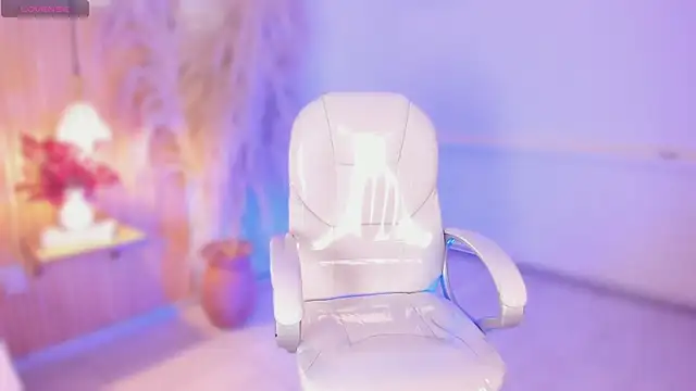 Snapshot of MelissaKarterrs chatting on 4, 4, 2026 MelissaKarterrs online show from 4, 4, 2026