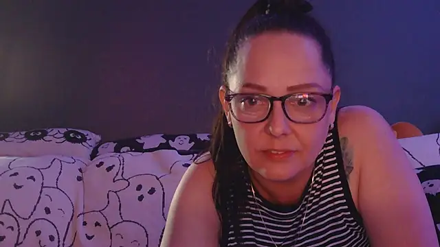 TearYouApart69 online show from 25, 4, 2026